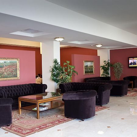 Hotel Maxim أنسولا ديليميليا المظهر الخارجي الصورة