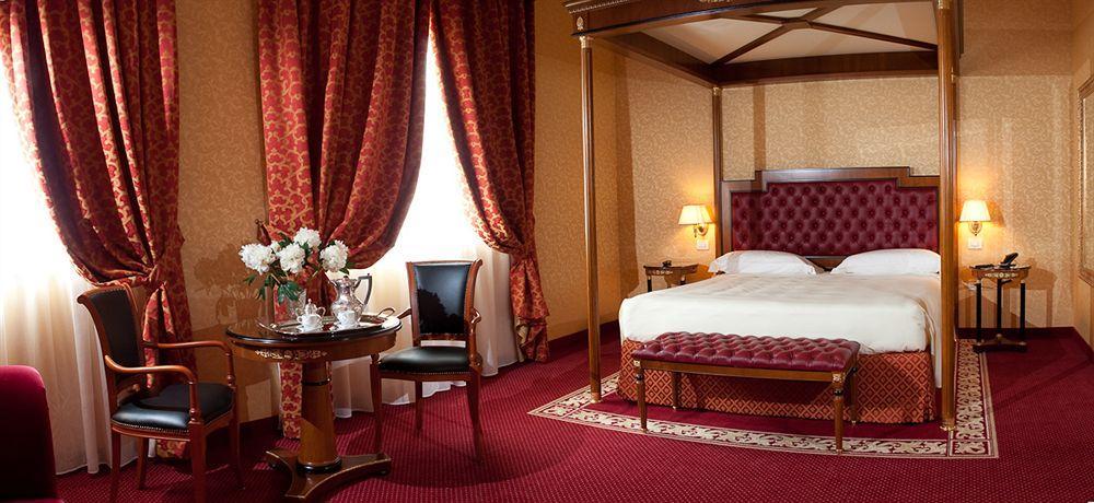 Hotel Maxim أنسولا ديليميليا المظهر الخارجي الصورة